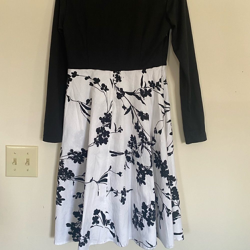 Mixfeer Dress Black White Floral Long Sleeve Womens Size Medium NEW - Picture 6 of 8